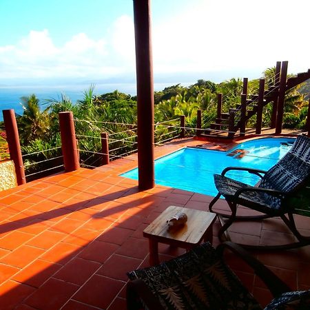 Korovesi Sunshine Villas Savusavu Bilik gambar