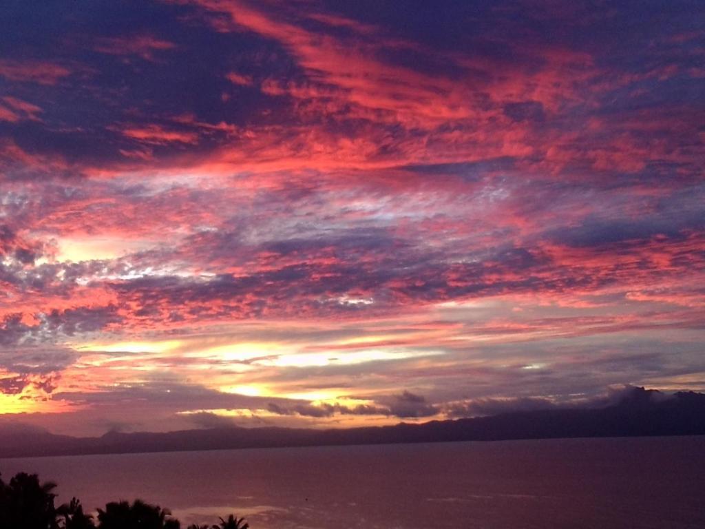 Korovesi Sunshine Villas Savusavu Bilik gambar