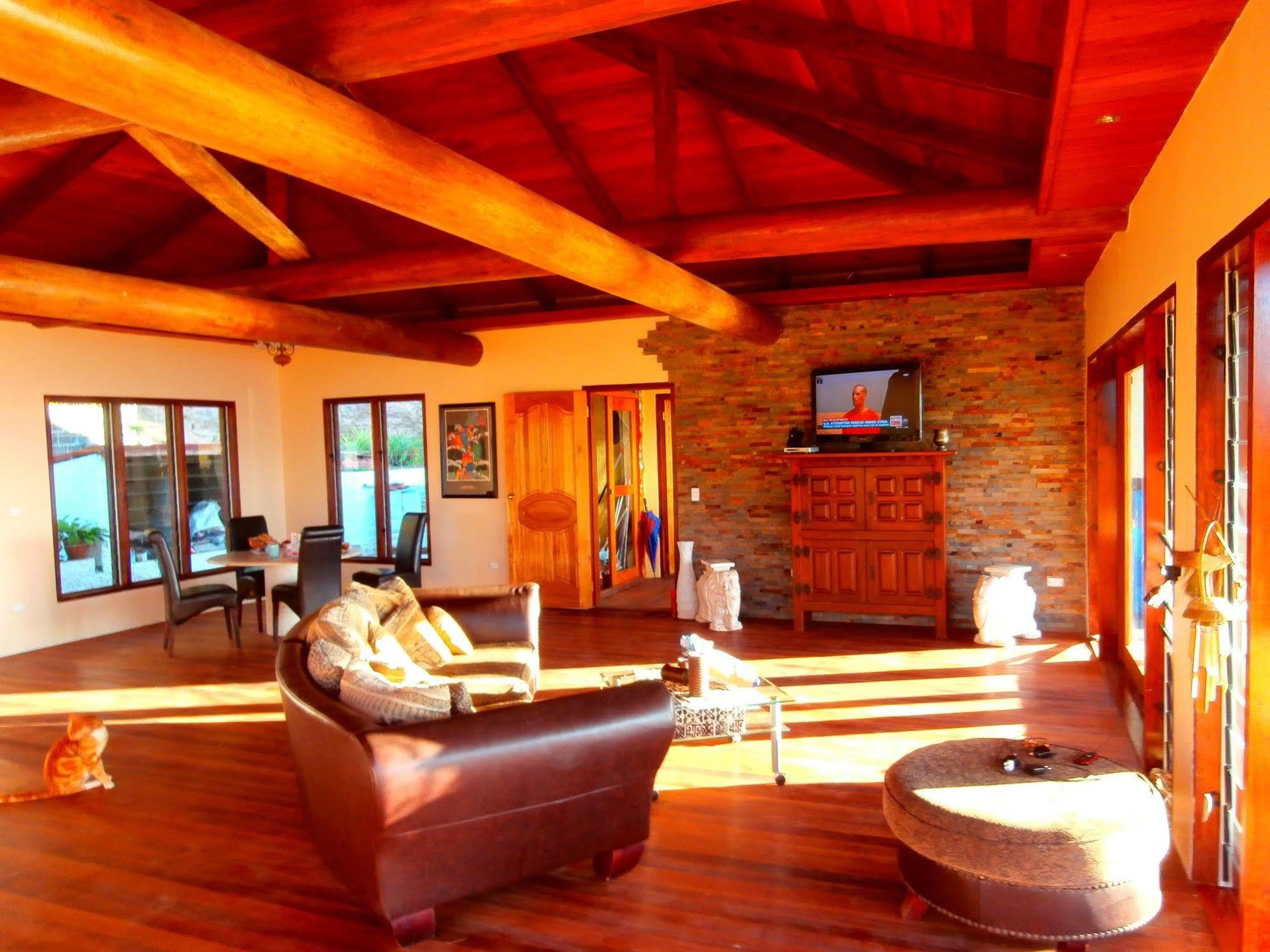 Korovesi Sunshine Villas Savusavu Luaran gambar
