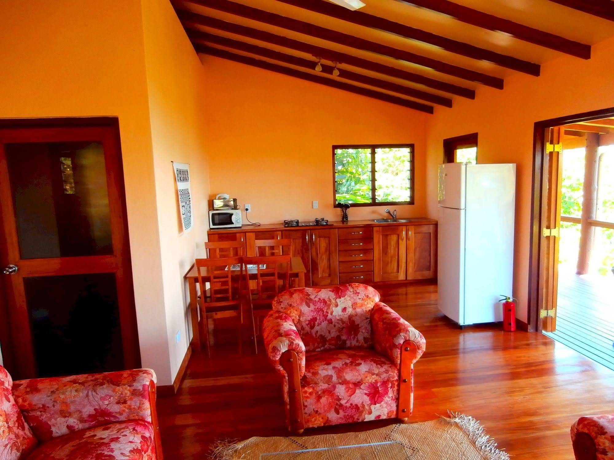 Korovesi Sunshine Villas Savusavu Luaran gambar